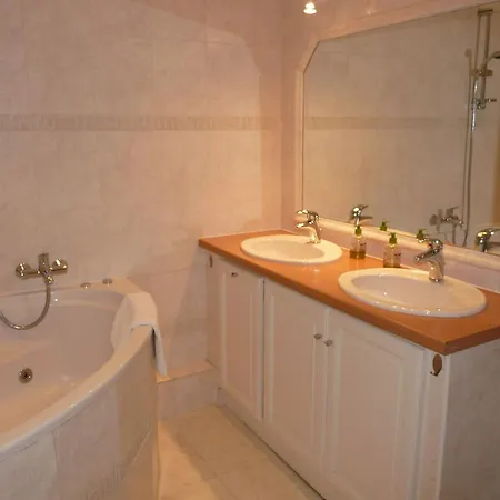 Le Cerf Delux Appartement